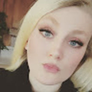 Meet your Posher, Deanna